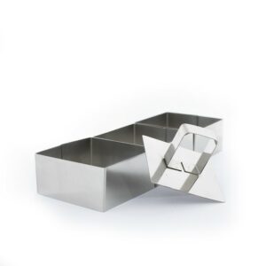 Lot de 3 emporte-pièces + 1 poussoir Réf : 43659